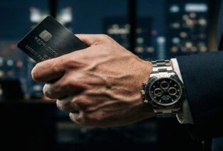 A Compra como Sintoma: Quando o cartão de crédito tenta pagar uma dívida de afeto.